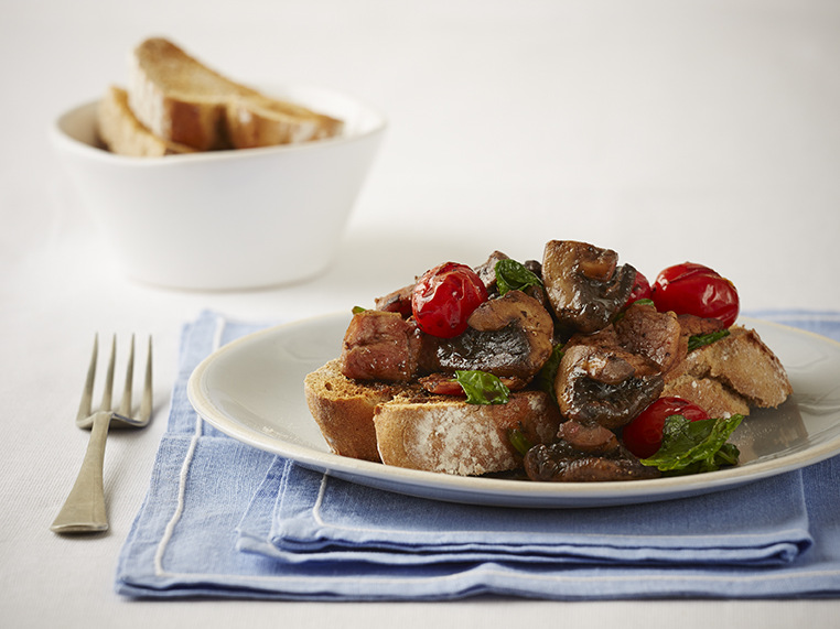 Pan-fried mushrooms with spinach & bacon